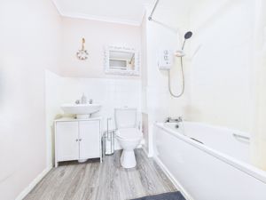 Photo 1- click for photo gallery